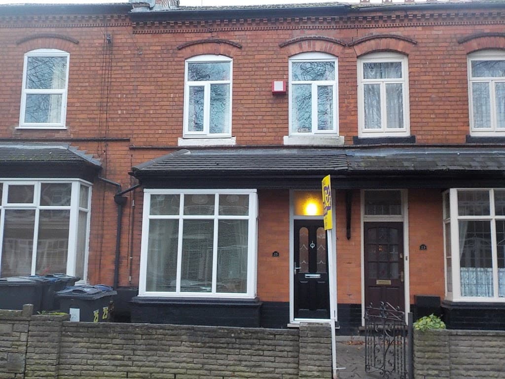 STEVE BUTLER - NOTTINGHAM HOUSE AND PROPERTY SURVEYS - RICS CHARTERED SURVEYORS
