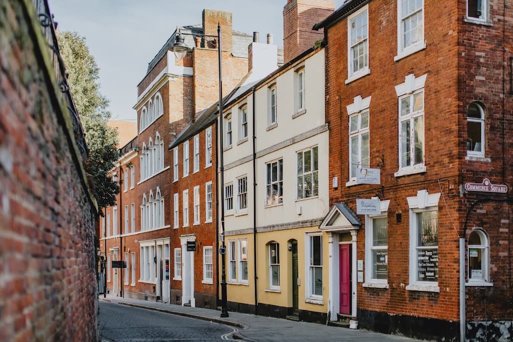 Bramble & Wagg Ltd Chartered Surveyors & Valuers