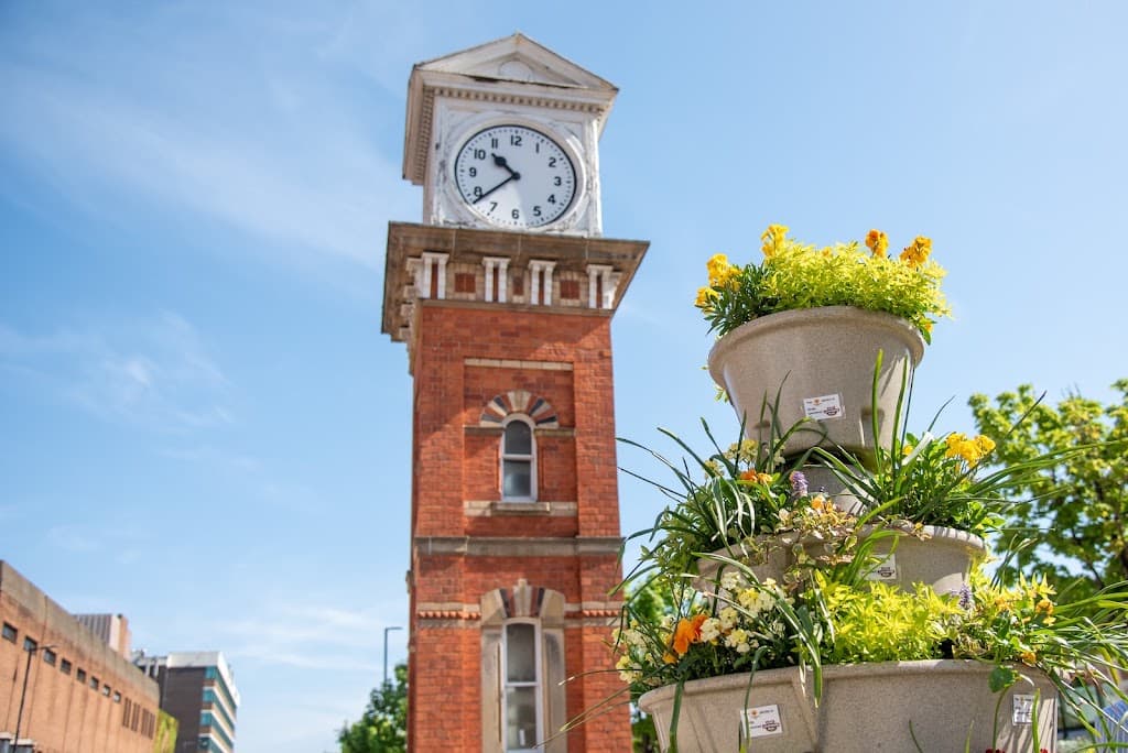 Rickards Oliver Limited - Chartered Surveyors and Valuers